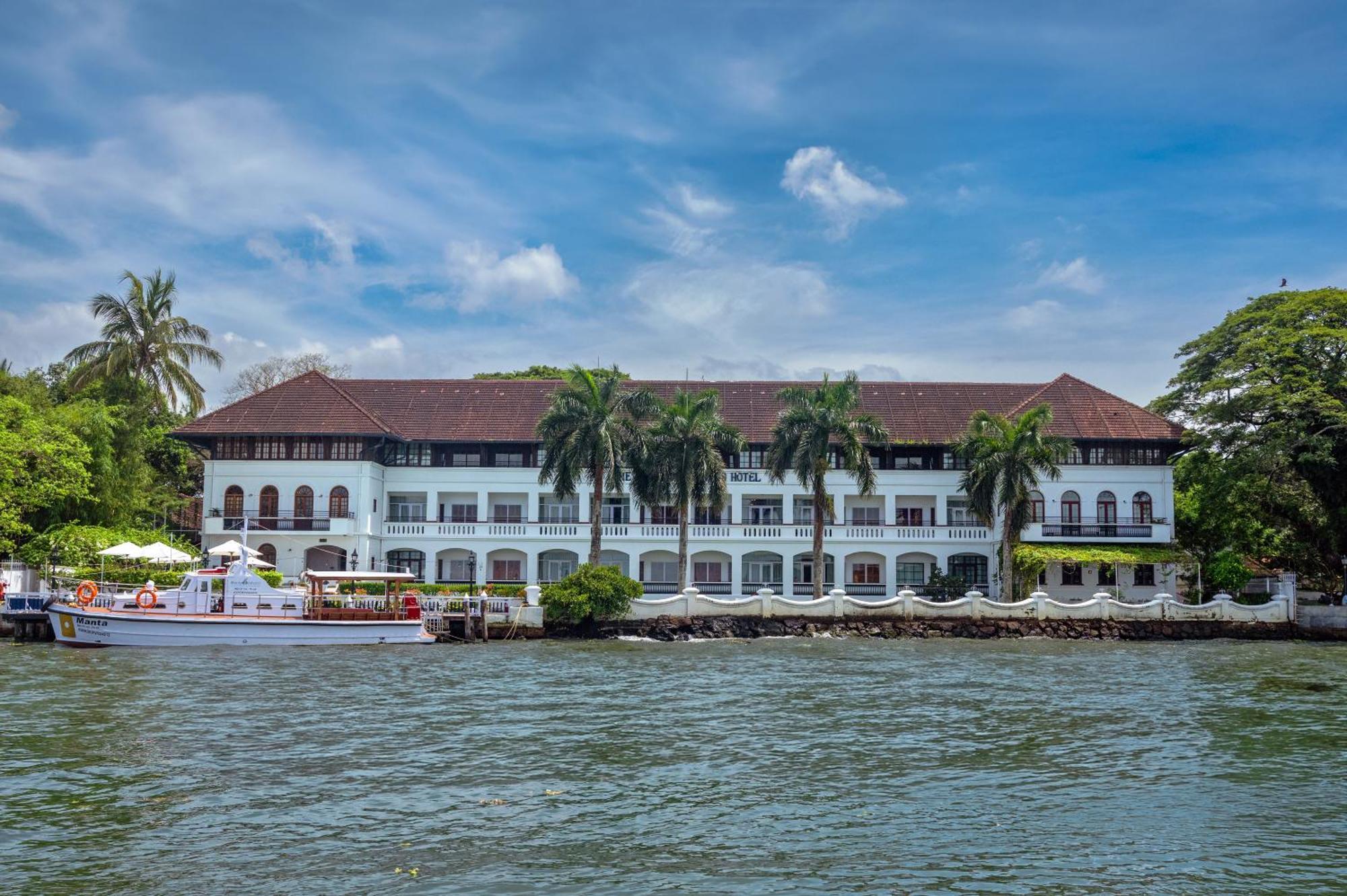 Brunton Boatyard - A Cgh Earth Experience Hotel Kochi Екстериор снимка