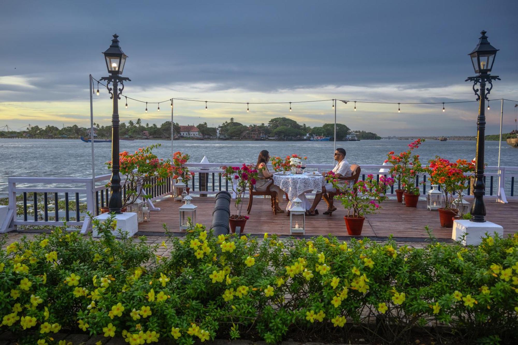Brunton Boatyard - A Cgh Earth Experience Hotel Kochi Екстериор снимка