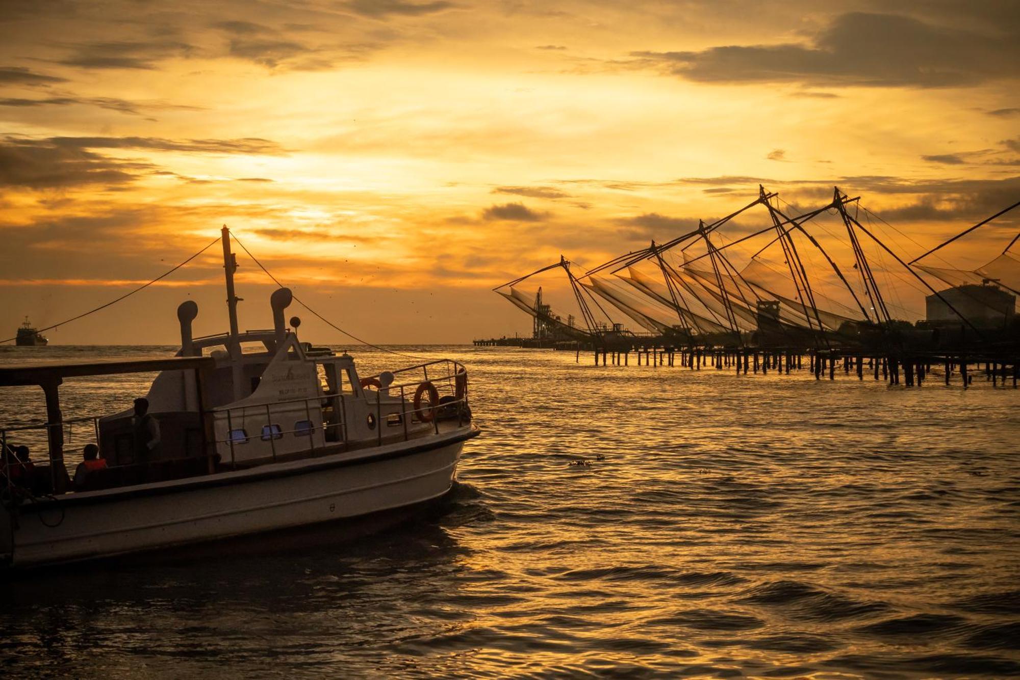 Brunton Boatyard - A Cgh Earth Experience Hotel Kochi Екстериор снимка