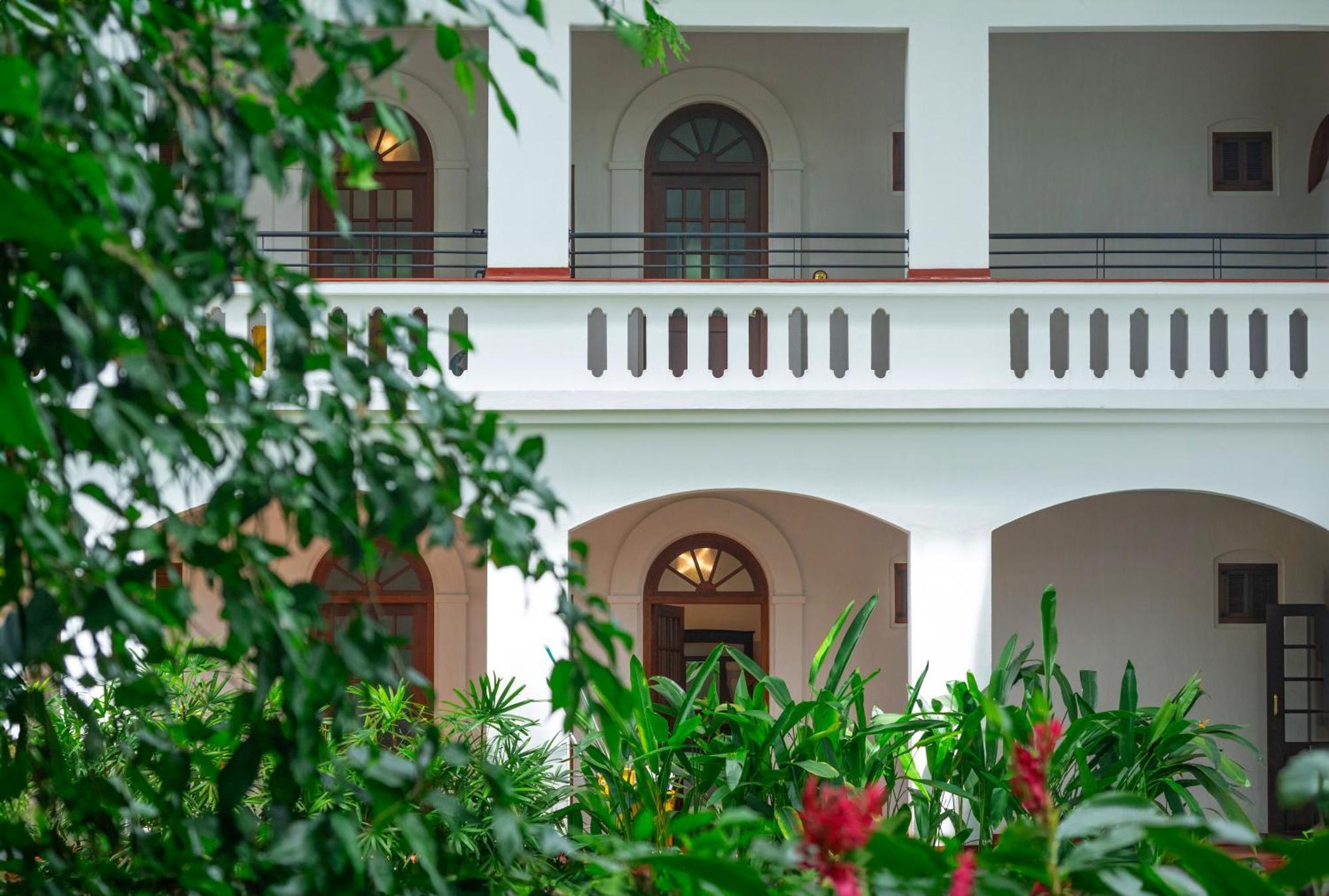 Brunton Boatyard - A Cgh Earth Experience Hotel Kochi Екстериор снимка